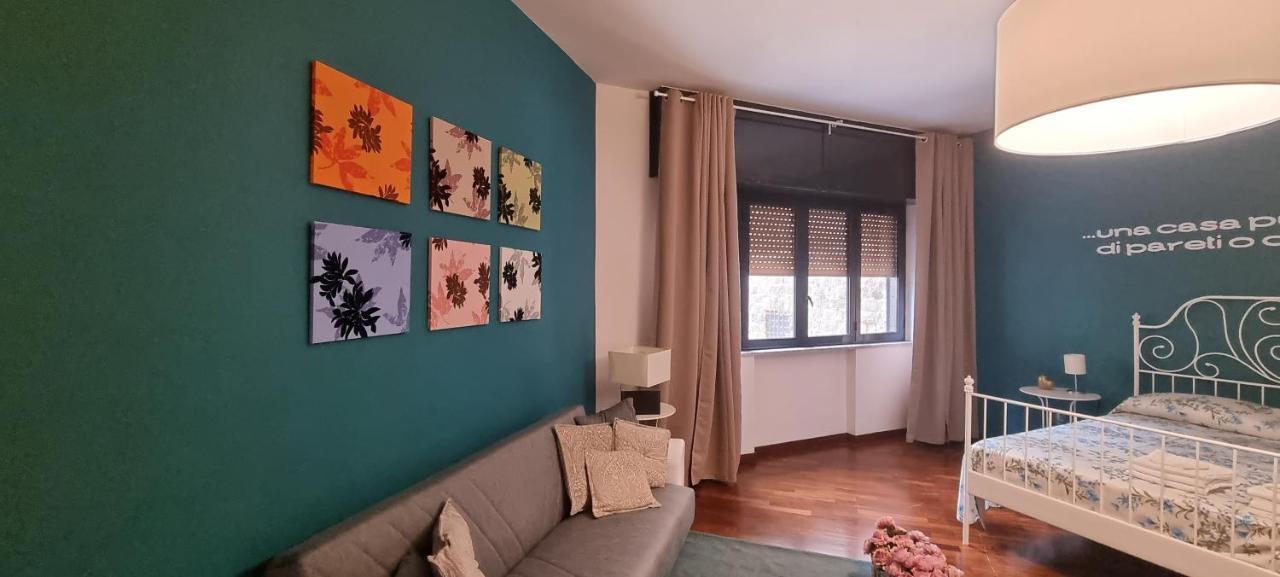 Via Battisti 109 Apartment Caserta Luaran gambar