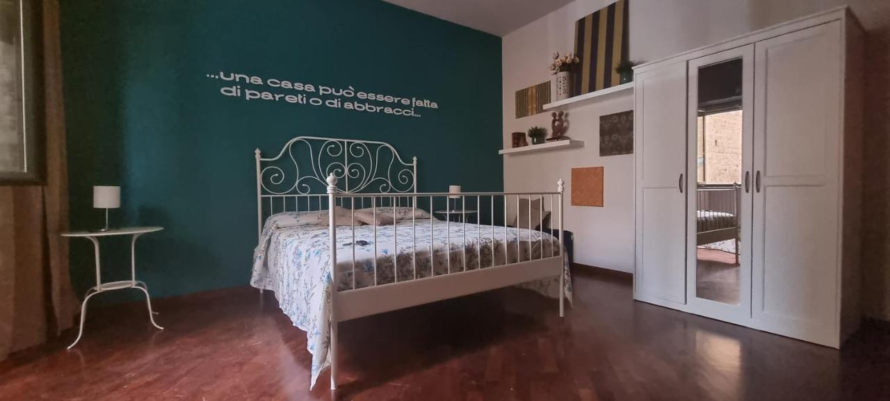 Via Battisti 109 Apartment Caserta Luaran gambar